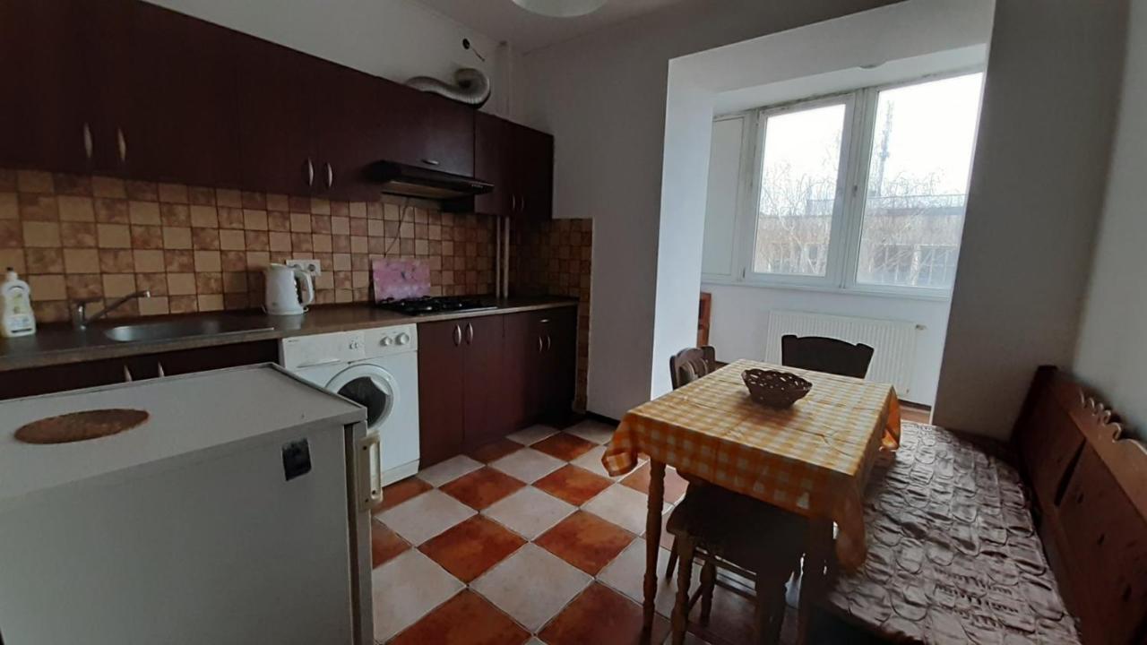 Apartment Na Saharova Ivano-Frankivsk Buitenkant foto
